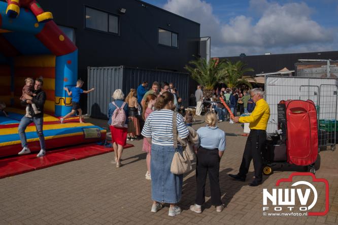 Van Klompenburg Hekwerk & Beveiliging laat vakmanschap zien tijdens open dag in Elburg. - &copy; NWVFoto.nl