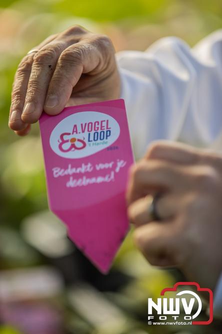 A.Vogelloop brengt maar liefst € 10.000 op voor Stichting Opkikker. - &copy; NWVFoto.nl