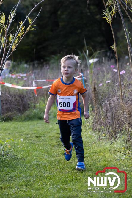 A.Vogelloop brengt maar liefst € 10.000 op voor Stichting Opkikker. - &copy; NWVFoto.nl