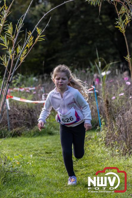 A.Vogelloop brengt maar liefst € 10.000 op voor Stichting Opkikker. - &copy; NWVFoto.nl