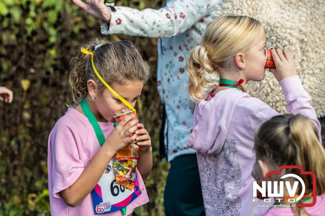 A.Vogelloop brengt maar liefst € 10.000 op voor Stichting Opkikker. - &copy; NWVFoto.nl