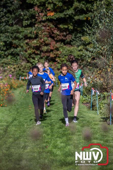 A.Vogelloop brengt maar liefst € 10.000 op voor Stichting Opkikker. - &copy; NWVFoto.nl