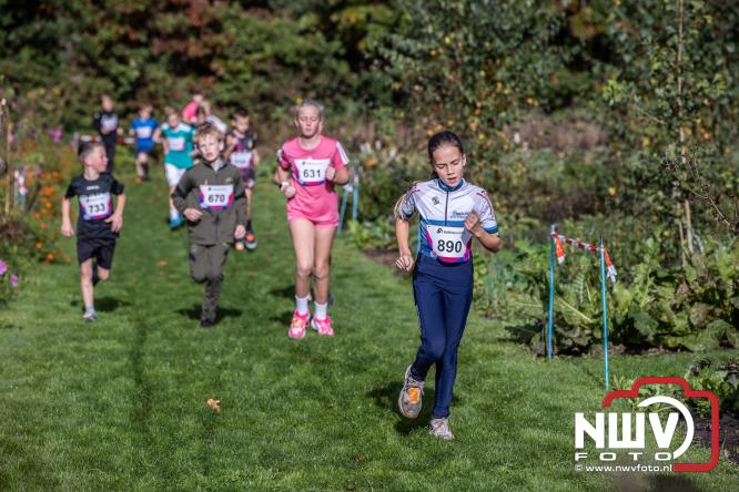 A.Vogelloop brengt maar liefst € 10.000 op voor Stichting Opkikker. - &copy; NWVFoto.nl