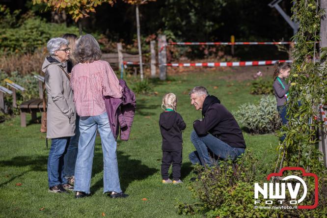 A.Vogelloop brengt maar liefst € 10.000 op voor Stichting Opkikker. - &copy; NWVFoto.nl