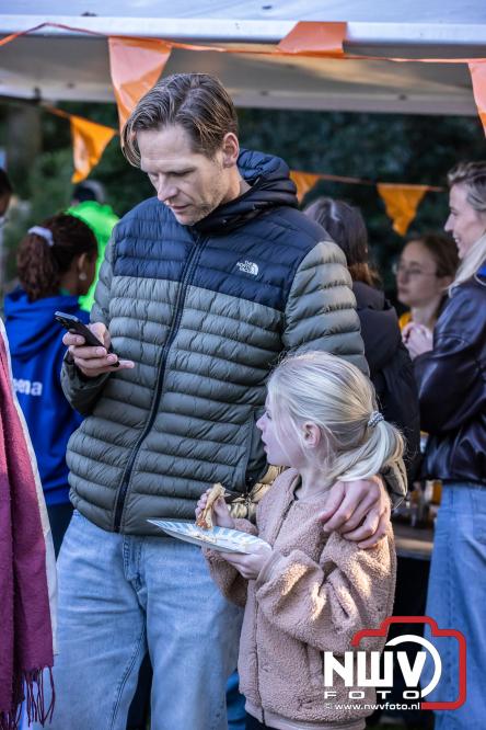 A.Vogelloop brengt maar liefst € 10.000 op voor Stichting Opkikker. - &copy; NWVFoto.nl