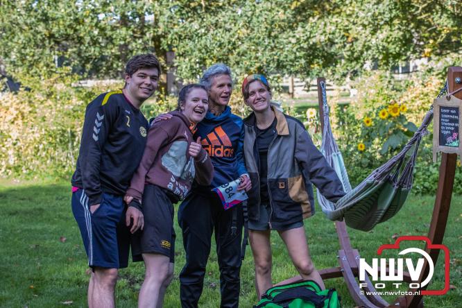 A.Vogelloop brengt maar liefst € 10.000 op voor Stichting Opkikker. - &copy; NWVFoto.nl