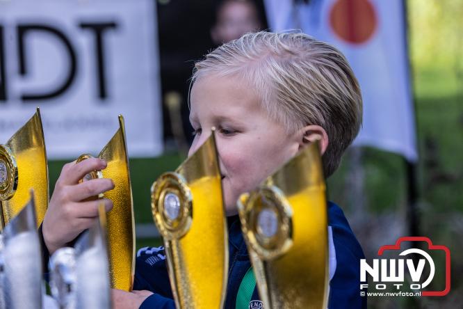 A.Vogelloop brengt maar liefst € 10.000 op voor Stichting Opkikker. - &copy; NWVFoto.nl