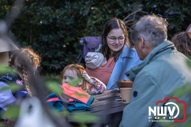 A.Vogelloop brengt maar liefst € 10.000 op voor Stichting Opkikker. - &copy; NWVFoto.nl