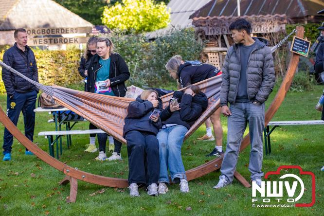 A.Vogelloop brengt maar liefst € 10.000 op voor Stichting Opkikker. - &copy; NWVFoto.nl