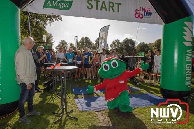 A.Vogelloop brengt maar liefst € 10.000 op voor Stichting Opkikker. - &copy; NWVFoto.nl
