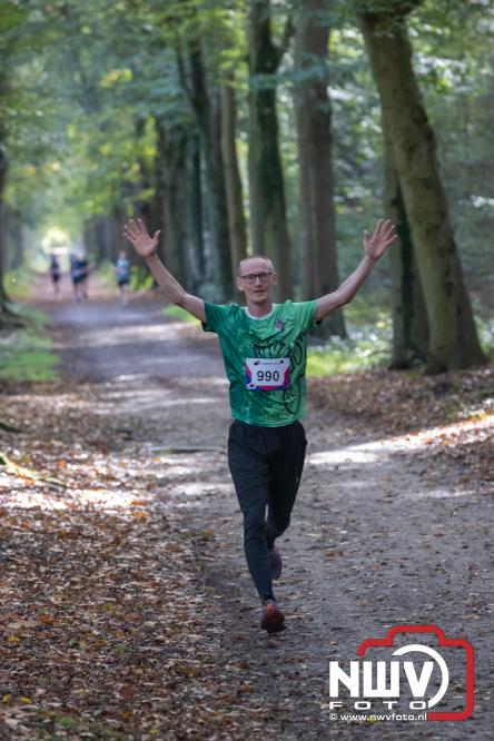 A.Vogelloop brengt maar liefst € 10.000 op voor Stichting Opkikker. - &copy; NWVFoto.nl