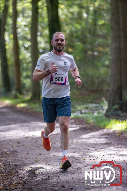 A.Vogelloop brengt maar liefst € 10.000 op voor Stichting Opkikker. - &copy; NWVFoto.nl