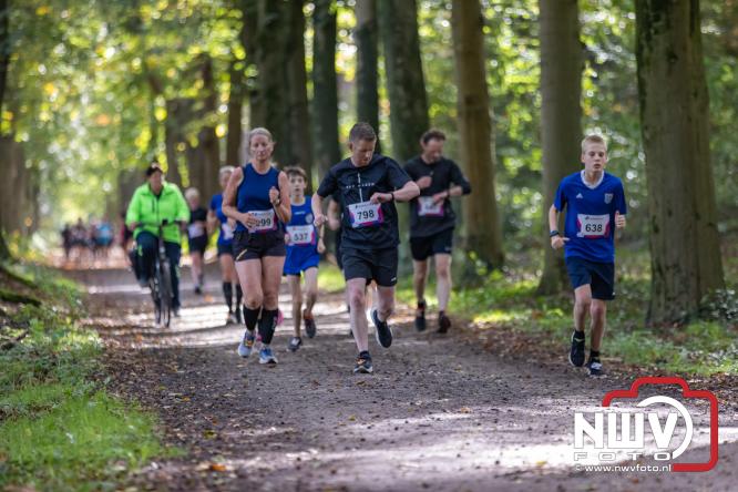 A.Vogelloop brengt maar liefst € 10.000 op voor Stichting Opkikker. - &copy; NWVFoto.nl