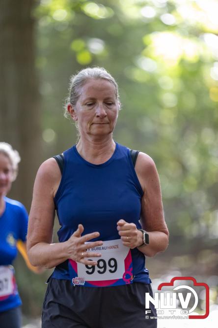 A.Vogelloop brengt maar liefst € 10.000 op voor Stichting Opkikker. - &copy; NWVFoto.nl