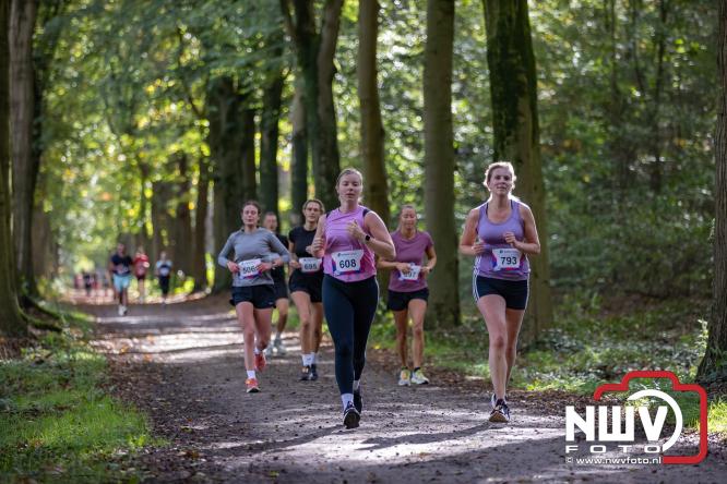 A.Vogelloop brengt maar liefst € 10.000 op voor Stichting Opkikker. - &copy; NWVFoto.nl