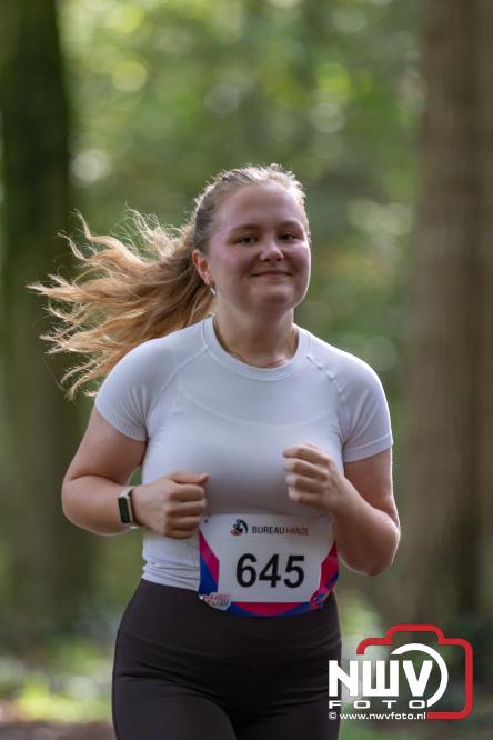A.Vogelloop brengt maar liefst € 10.000 op voor Stichting Opkikker. - &copy; NWVFoto.nl