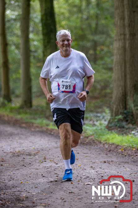 A.Vogelloop brengt maar liefst € 10.000 op voor Stichting Opkikker. - &copy; NWVFoto.nl