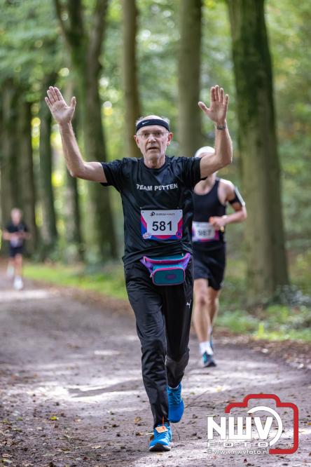 A.Vogelloop brengt maar liefst € 10.000 op voor Stichting Opkikker. - &copy; NWVFoto.nl