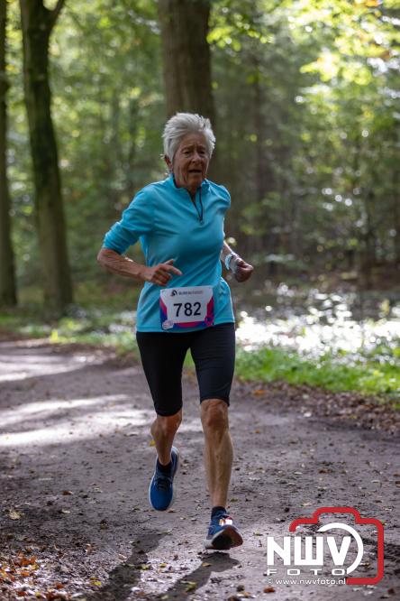 A.Vogelloop brengt maar liefst € 10.000 op voor Stichting Opkikker. - &copy; NWVFoto.nl