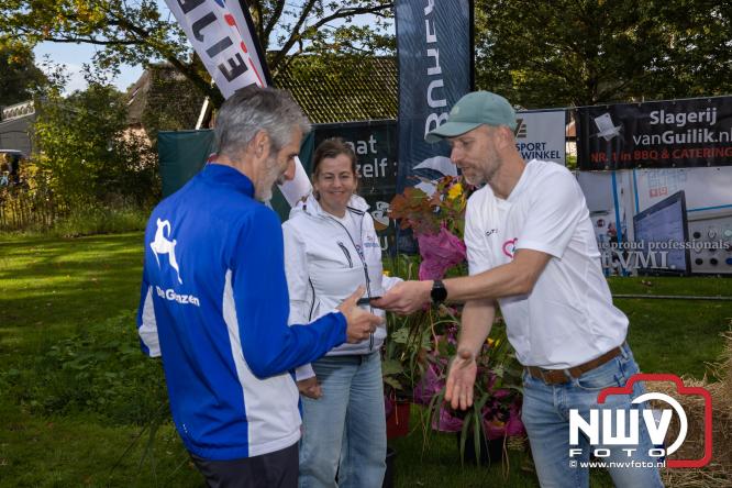 A.Vogelloop brengt maar liefst € 10.000 op voor Stichting Opkikker. - &copy; NWVFoto.nl