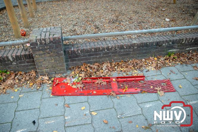 Eenzijdig ongeval met vrachtwagen door onwel wording bestuurder, N309 Zuiderzeestraatweg Oostendorp. - &copy; NWVFoto.nl
