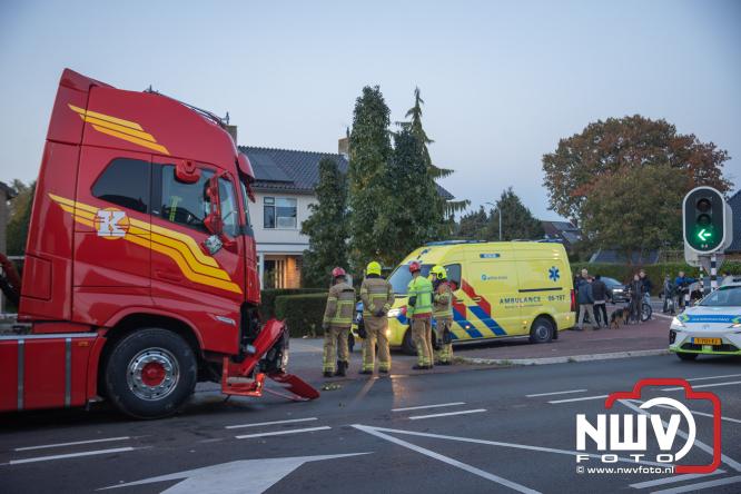 Eenzijdig ongeval met vrachtwagen door onwel wording bestuurder, N309 Zuiderzeestraatweg Oostendorp. - &copy; NWVFoto.nl
