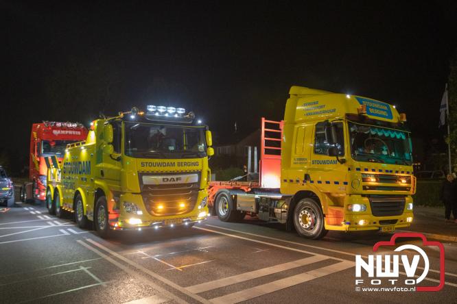 Eenzijdig ongeval met vrachtwagen door onwel wording bestuurder, N309 Zuiderzeestraatweg Oostendorp. - &copy; NWVFoto.nl