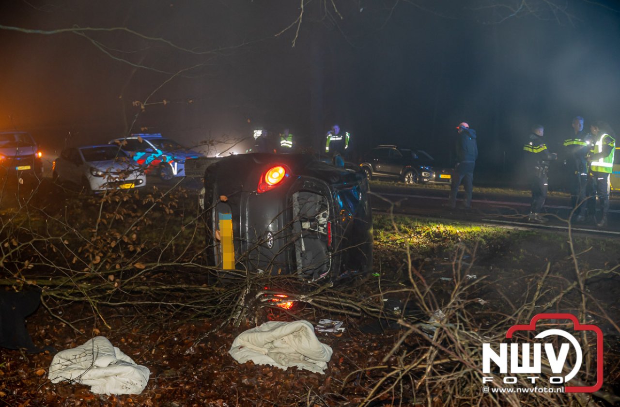 Drie gewonden bij eenzijdig ongeval Soerelseweg N795 Epe.