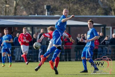 vv Hulshorst haalt de drie punten in laatste minuut binnen. - © NWVFoto.nl