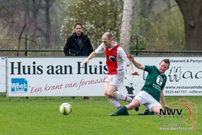 â€™t Harde werkt zich in problemen. - © NWVFoto.nl