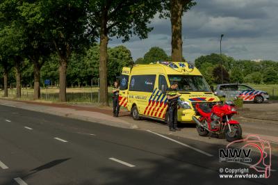 Eenzijdig ongeval motorrijder op Zuiderzeestraatweg Doornspijk. - © NWVFoto.nl