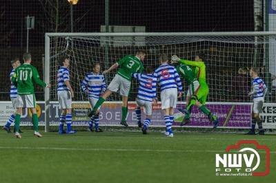 ElburgSC laat punten liggen in derby tegen Owios, door met 2-4 op eigen veld te verliezen. - © NWVFoto.nl