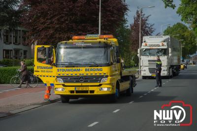 Alleen materiÃ«le schade bij ongeval met drie auto's op de Zuiderzeestraatweg in Doornspijk. - © NWVFoto.nl