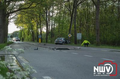 Bij een ongeval op de kruising Eperweg Bovenheigraaf zijn twee dames gewond geraakt. - © NWVFoto.nl