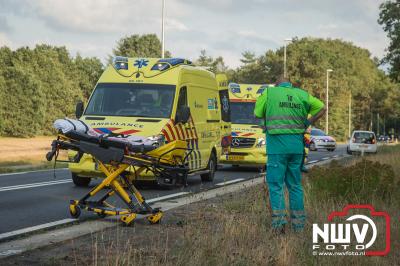 Veel inzet van hulpdiensten bij het ongeval op de N309 Eperweg 't Harde. - © NWVFoto.nl