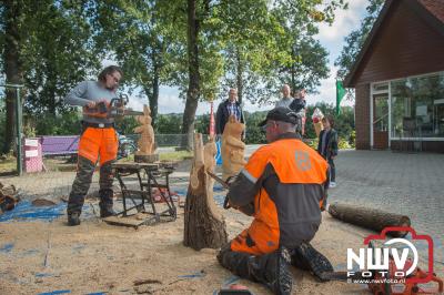 Weer veel te zien op diverse lokatie op 't Harde, kunst, demonstraties, workshops, dans. - © NWVFoto.nl