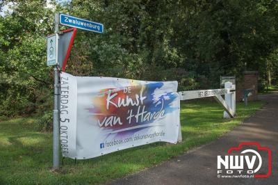 Weer veel te zien op diverse lokatie op 't Harde, kunst, demonstraties, workshops, dans. - © NWVFoto.nl