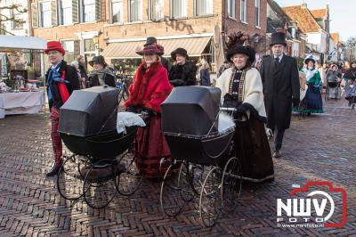 Winter in de vesting een gezellig winter evenement in de tijdgeest van het jaar 1900. - © NWVFoto.nl