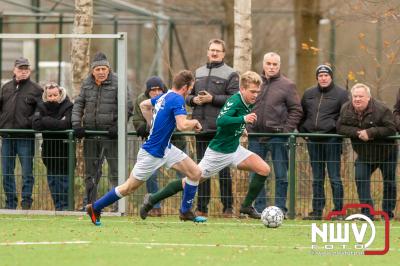 Verdediging 't Harde lek als een vergiet. - © NWVFoto.nl