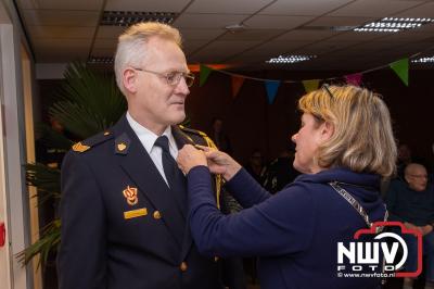 Burgemeester Tanja Hasseloop-Amsing  van Oldebroek, heeft zaterdagavond  zes koninklijke onderscheidingen uitgereikt. - © NWVFoto.nl