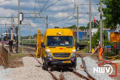 Nieuwe wissels zijn zaterdag geplaatst aan twee zijden van het station op 't Harde. - © NWVFoto.nl